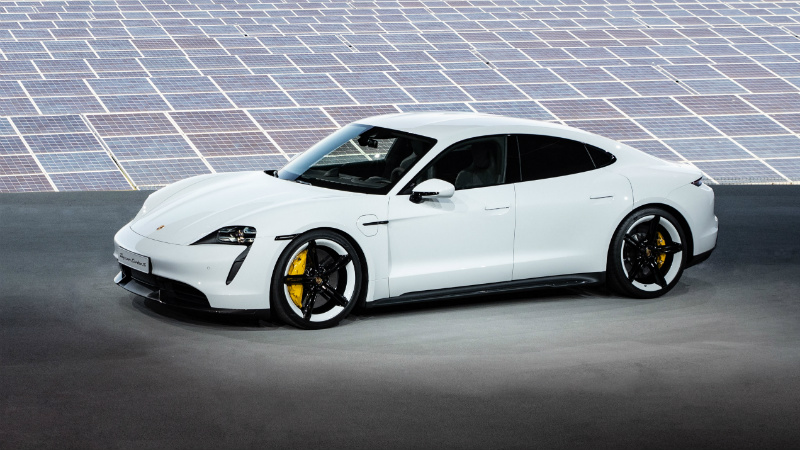 Porsche Taycan Vs. Tesla Model S: video