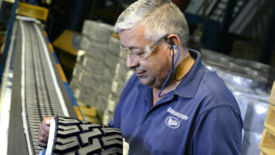 Bridgestone y Bandag: reencauche de llantas