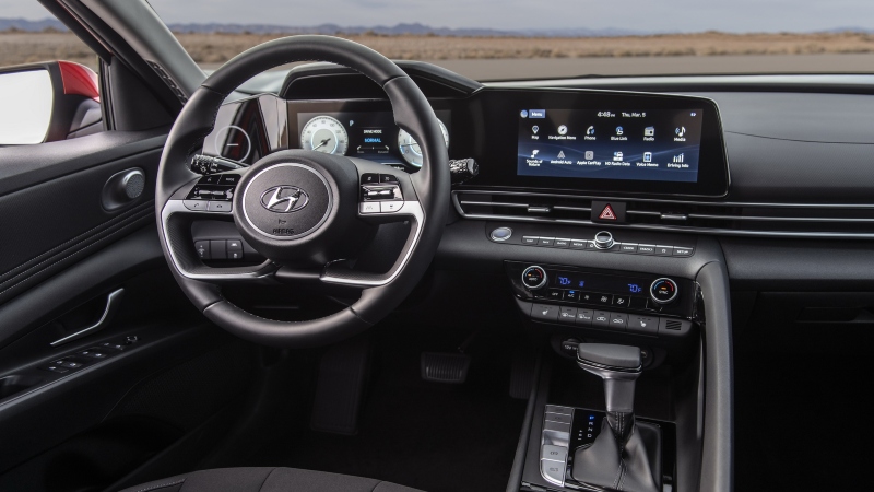 Hyundai Elantra 2021 se presenta en L.A.