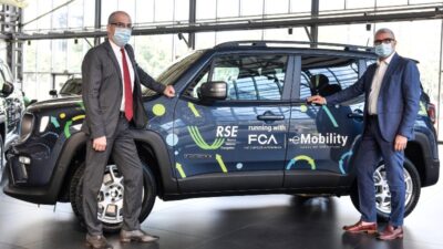 FCA une fuerzas con DSC