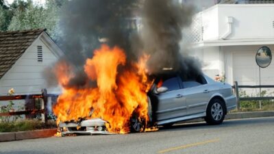 ¿Sabe por qué su vehículo puede incendiarse?