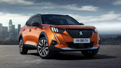 Peugeot 2008, SUV con estilo futurista
