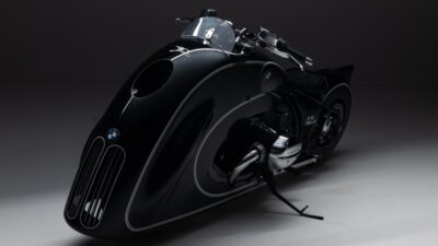 BMW R18 “Spirit of Passion” by Kingston Custom