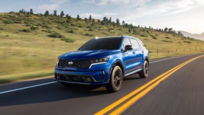 KIA Sorento 2021, premiado por partida triple