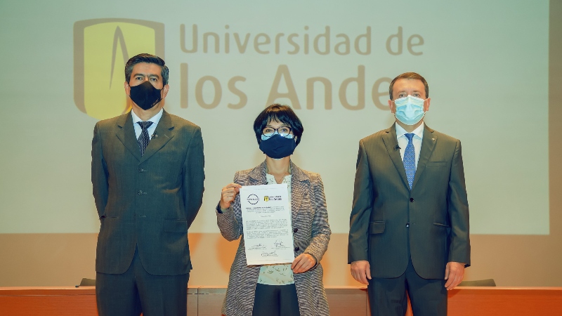 Dinissan y U. de los Andes, alianza para la movilidad eléctrica