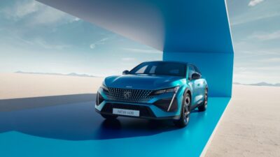 Peugeot 408: Todo lo que debe saber sobre este fastback