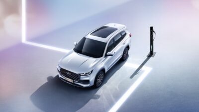 Chery y su tecnología híbrida. Lista, en Tiggo8 PRO