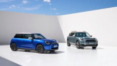MINI en el IAA 2023: el original y el Countryman, se reinventan