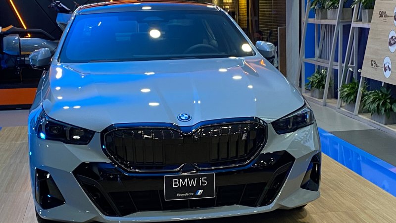 BMW i5, evolución eléctrica que debutó en el Salón del Automóvil
