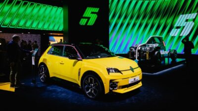 Renault 5 E-Tech 100% eléctrico: Leyenda revolucionaria