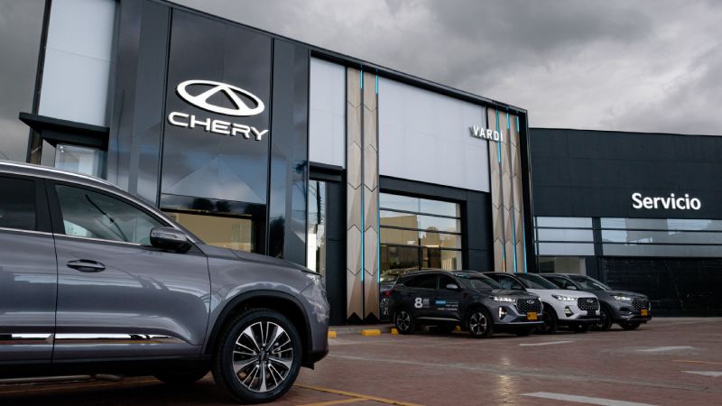 Chery y Grupo Vardí, inauguran vitrinas en Bogotá y Chía