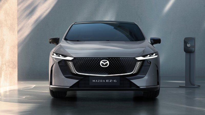 Mazda EZ-6 y Arata: modelos eléctricos de la firma japonesa