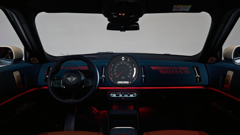 MINI Countryman Híbrido, listo para el Salón del Automóvil 2024