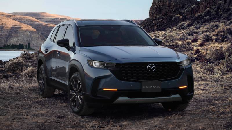 Mazda CX-50 Turbo se presenta en el Salón del Automóvil 2024