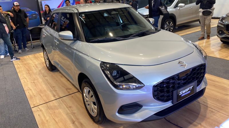 Suzuki Swift Híbrido, desfiló por el Salón del Automóvil 2024