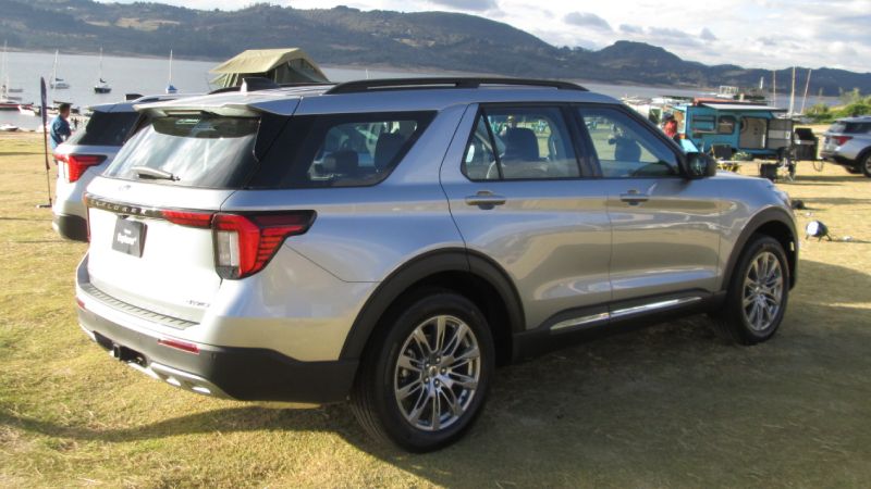 Ford Explorer 2025: Todo lo que debe saber