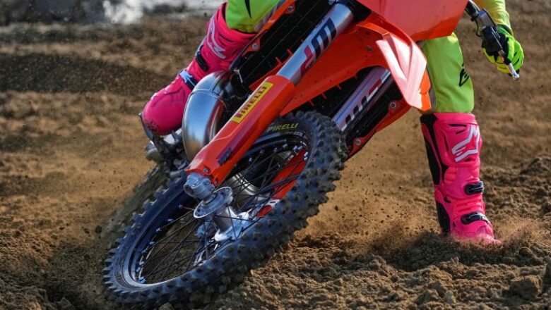 Pirelli SCORPION MX32 MID SOFT: perfecto neumático para Motocross