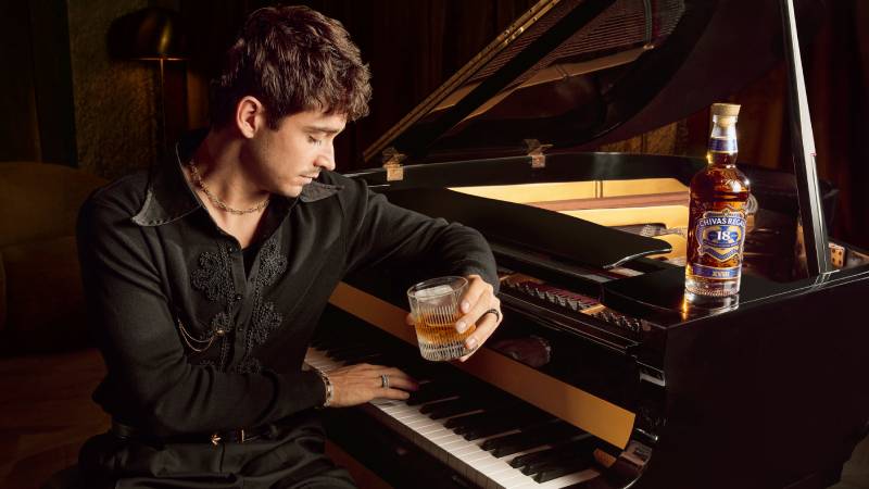 Chivas Regal y Charles Leclerc: Alianza que celebra el éxito y la pasión