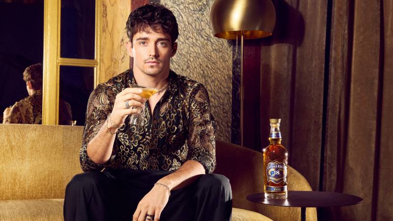 Chivas Regal y Charles Leclerc: Alianza que celebra el éxito y la pasión