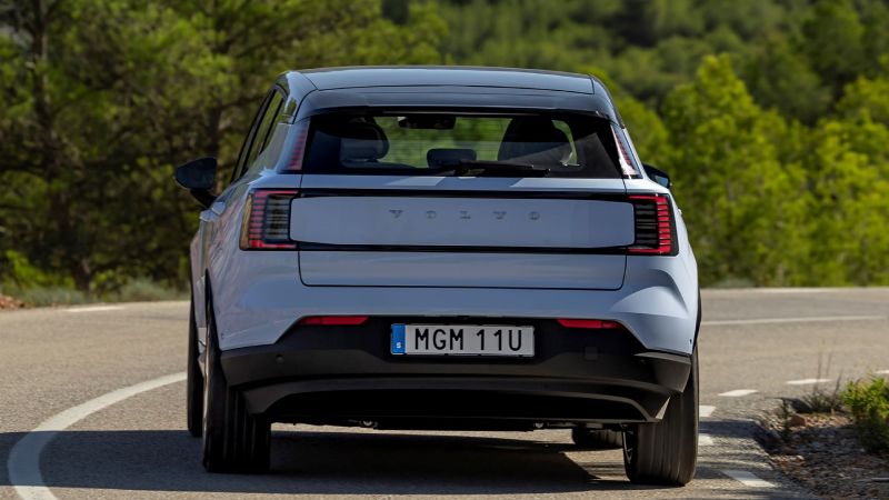 Premios Vía 2025: Volvo EX30, el SUV compacto más seguro