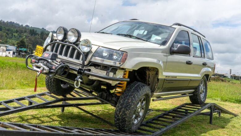 El día que Jeep conquistó el cielo: la hazaña del Grand Cherokee Laredo