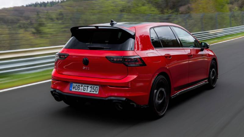 Bridgestone Potenza Race, las llantas del VW Golf GTI Edition 50
