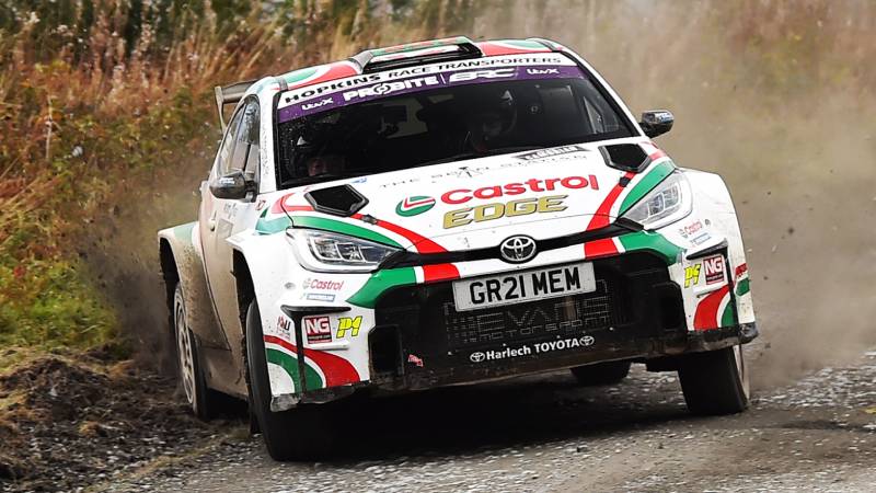 Castrol: ¿Qué significan los números y letras del aceite de motor?