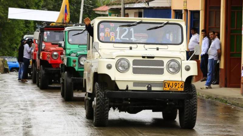 Nissan celebra 65 años de historia sobre ruedas en Colombia