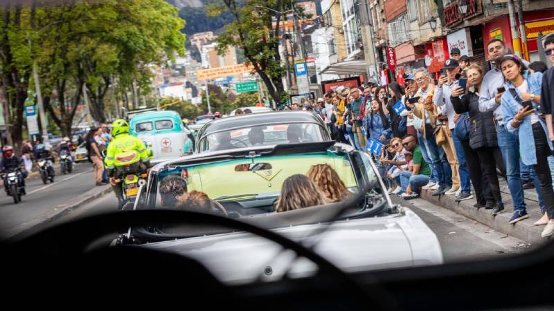 Autos Clásicos y Antiguos 2025: Bogotá celebra su historia sobre ruedas