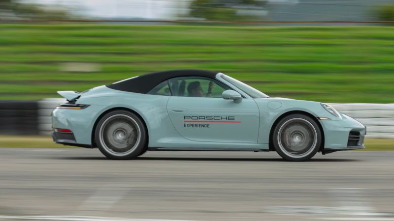 Porsche World Road Show 2025 en Colombia: adrenalina, lujo y electromovilidad
