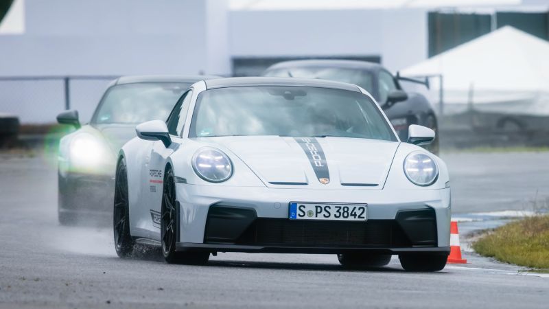 Porsche World Road Show 2025 en Colombia: adrenalina, lujo y electromovilidad