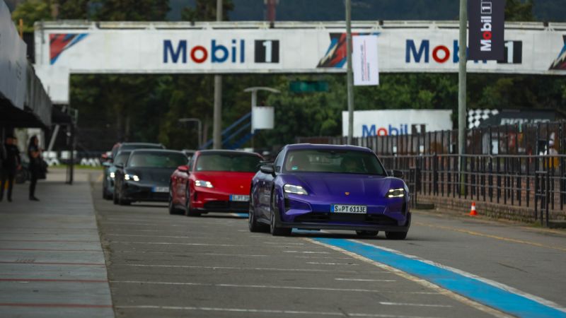 Porsche World Road Show 2025 en Colombia: adrenalina, lujo y electromovilidad