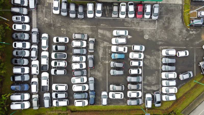 Día Mundial Sin Carro en Colombia: movilidad sostenible, congestión y el aporte de Renting Colombia