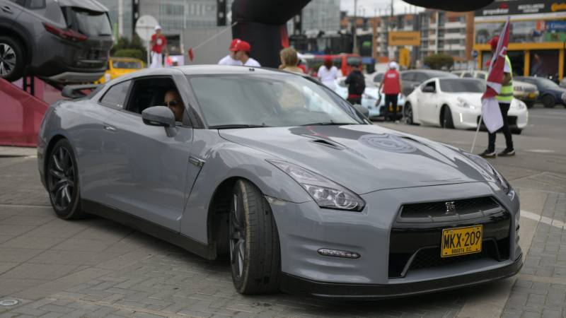 Nissan celebró 65 años en Colombia con la histórica Ruta 65