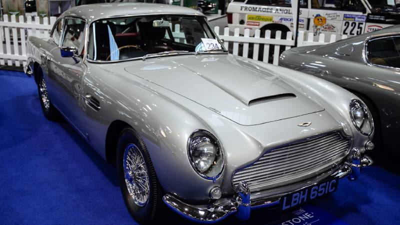 Aston Martin DB5: leyenda del cine y de la ingeniería británica