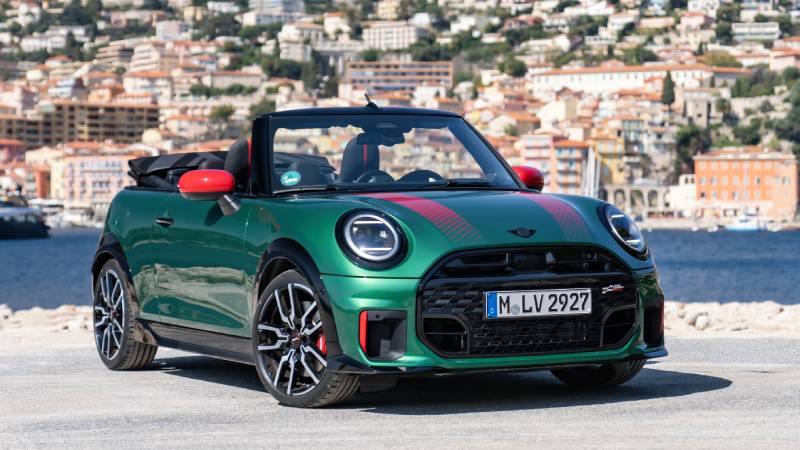 MINI celebró 66 años de historia y la entrega del vehículo número 8.000 en Colombia