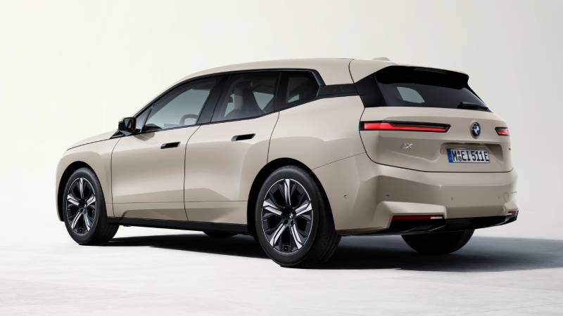 BMW iX xDrive45 M Sport y M2 CS Coupé: Lo que dejó el SIAB 2025