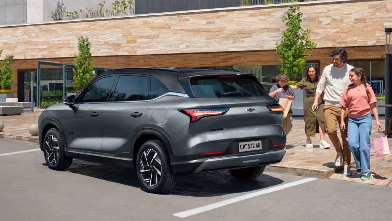 Chevrolet Captiva PHEV y Captiva EV, debutaron en el SIAB 2025