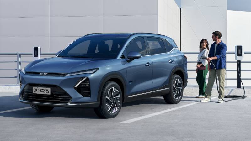 Chevrolet Captiva PHEV y Captiva EV, debutaron en el SIAB 2025