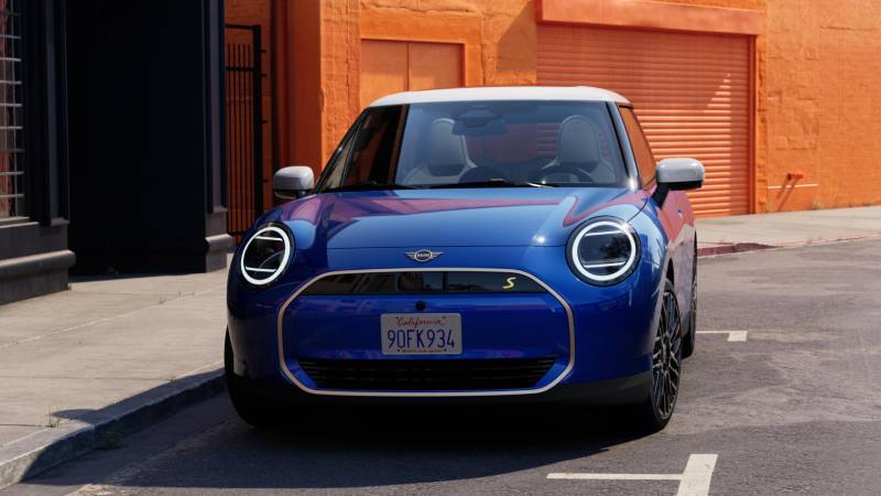 El poder eléctrico de MINI tomó protagonismo en el SIAB 2025