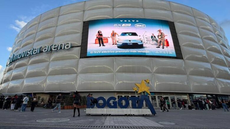 Volvo Cars y Movistar Arena impulsan la electromovilidad en Bogotá