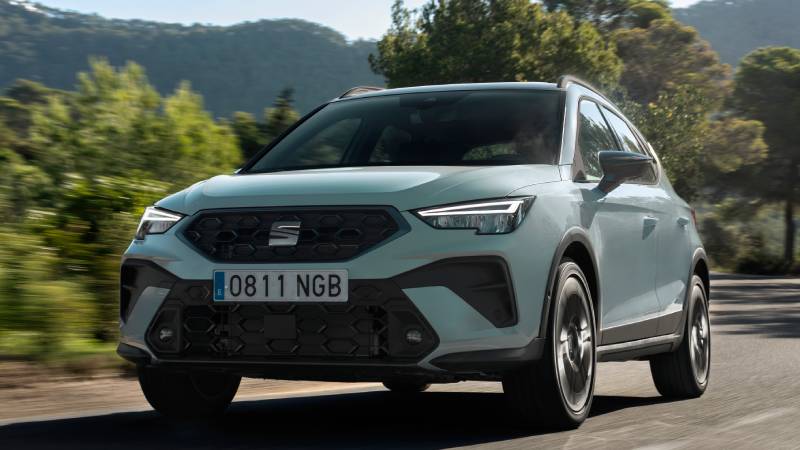 SEAT renueva el Ibiza y el Arona: diseño juvenil, interiores refinados y más tecnología
