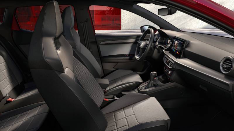 SEAT renueva el Ibiza y el Arona: diseño juvenil, interiores refinados y más tecnología