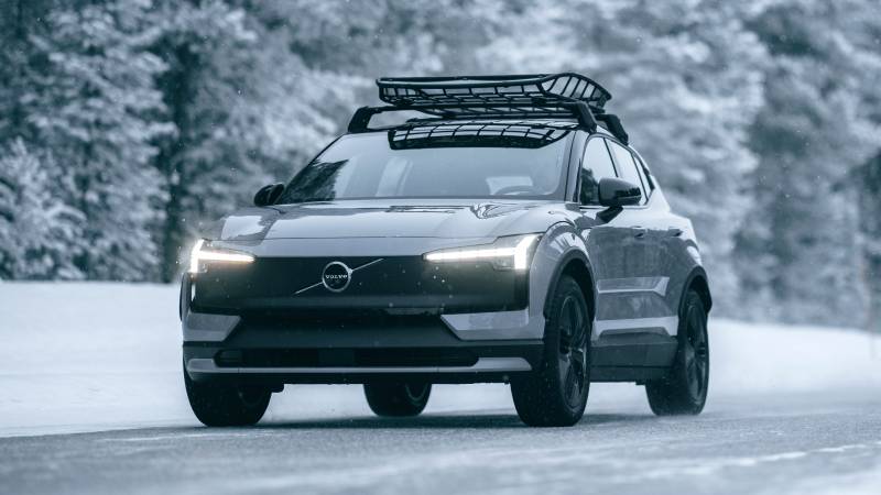 Volvo EX30 Cross Country se presentó en el SIAB 2025