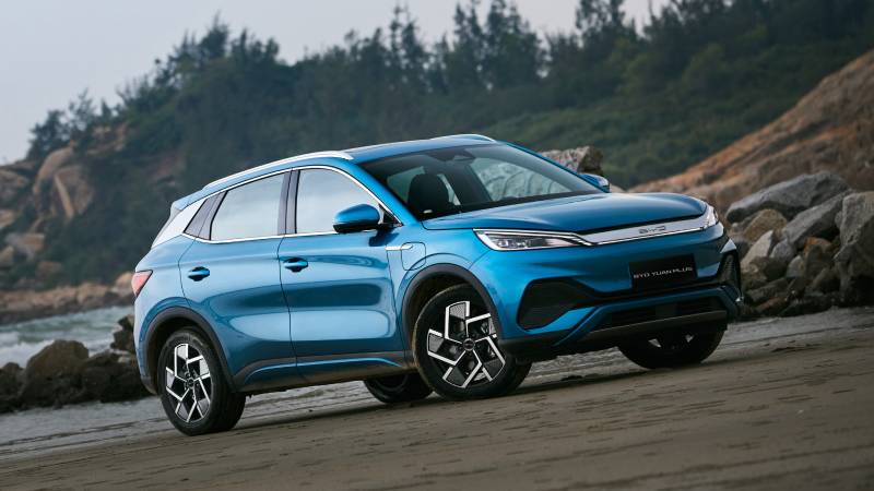 BYD consolida su liderazgo en vehículos eléctricos en Colombia