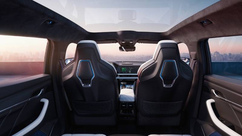 Renault Filante: piedra híbrida angular de la firma del rombo