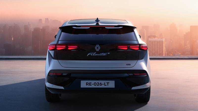 Renault Filante: piedra híbrida angular de la firma del rombo