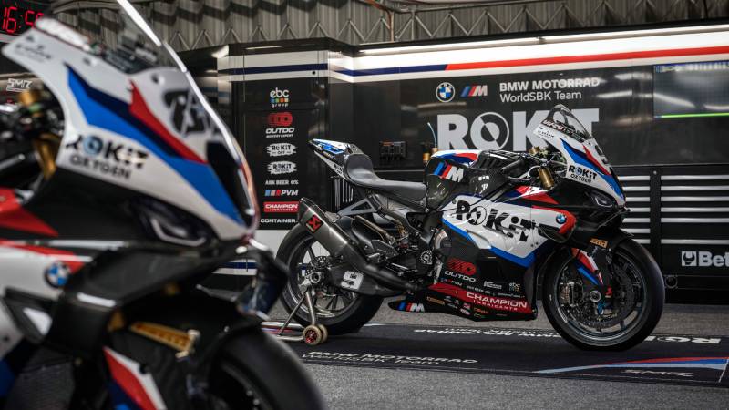 BMW Motorrad Motorsport: programa de élite, pilotos estelares y ambición total para 2026