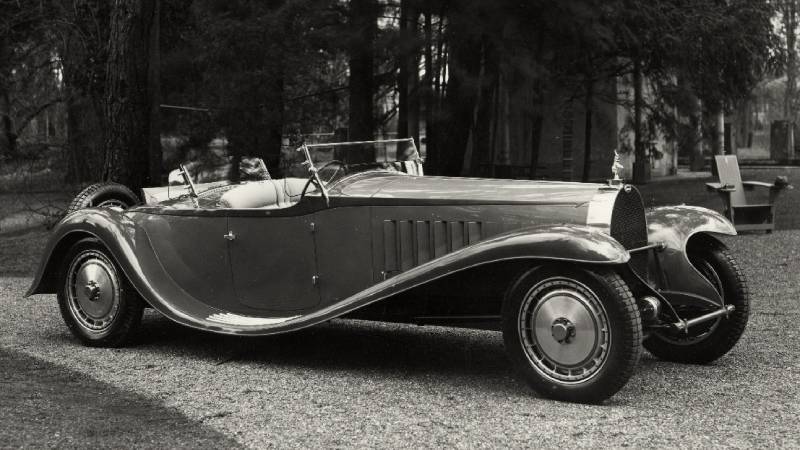 Los 10 mejores autos de lujo de toda la historia: íconos eternos que redefinieron el poder, el confort y la exclusividad