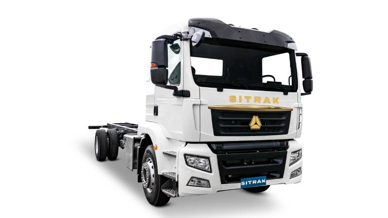 SITRAK llega a Colombia en 2026: poderoso cambio del transporte pesado que transformará la economía nacional